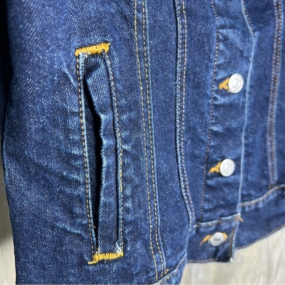 Levi’s Vintage Red Tab 90’s Denim Jacket - Picture 5 of 9
